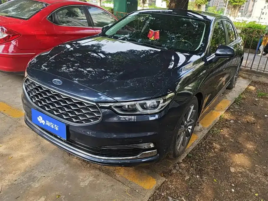 Ford Taurus