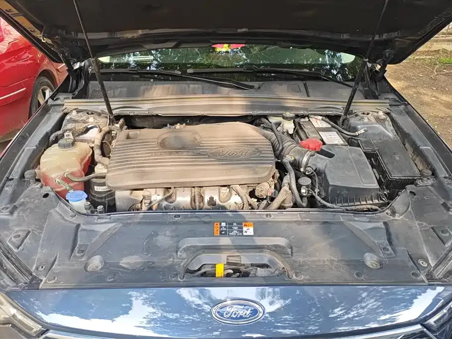 Ford Taurus 2021 из CN, фото 2