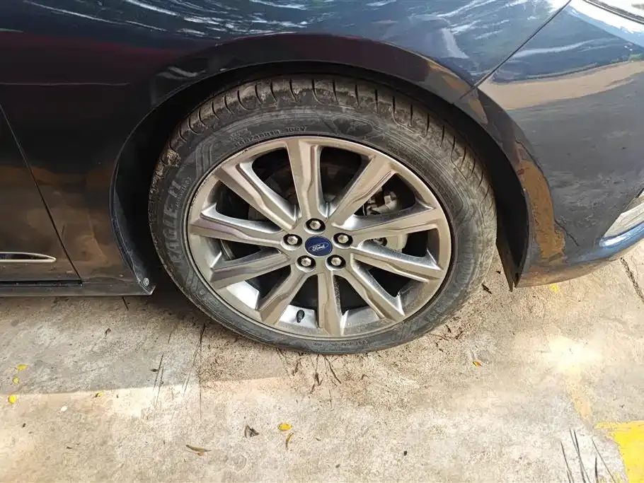Ford Taurus 2021 из CN, фото 3