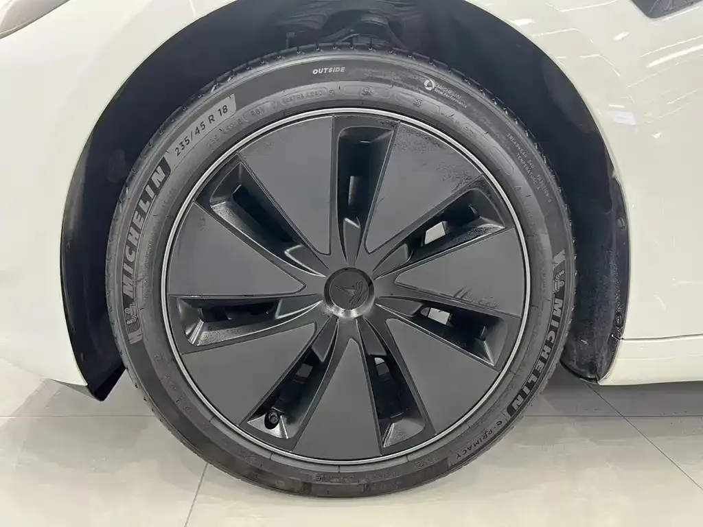 Tesla Model 3 2023 из CN, фото 9