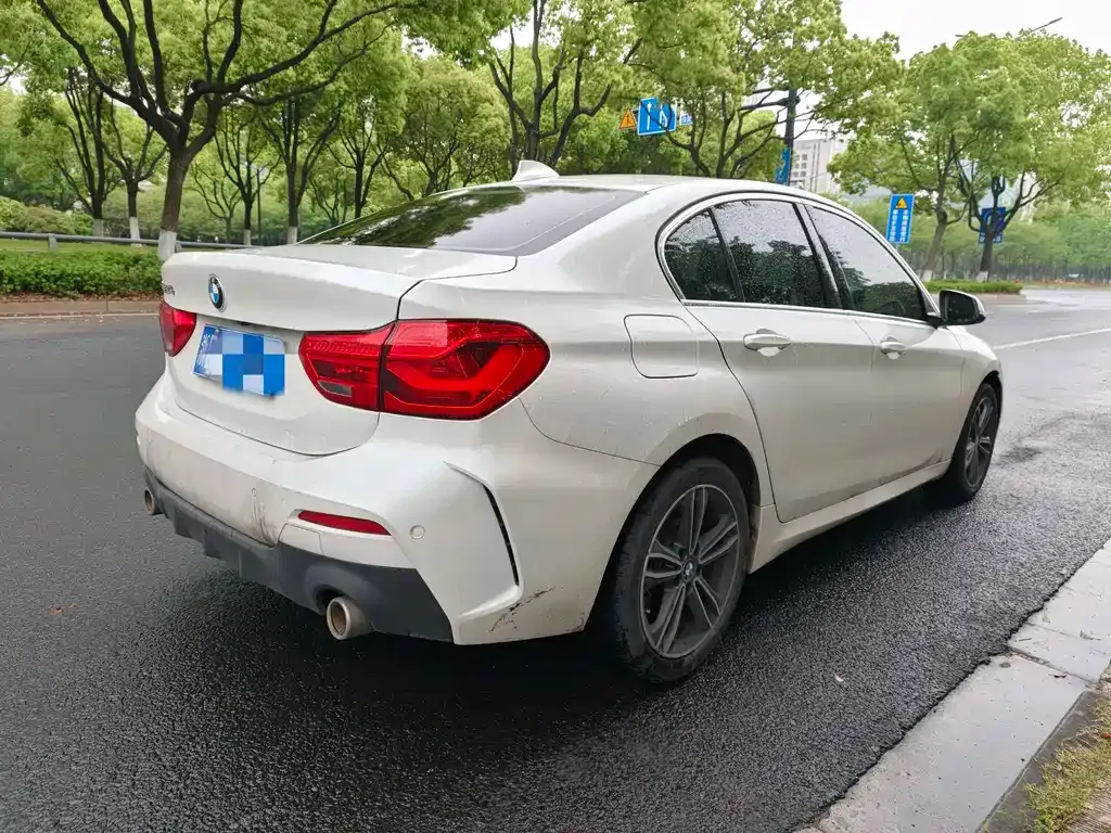 BMW 1 Series 2021 из CN, фото 8