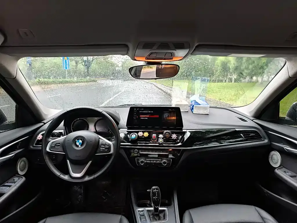BMW 1 Series 2021 из CN, фото 3