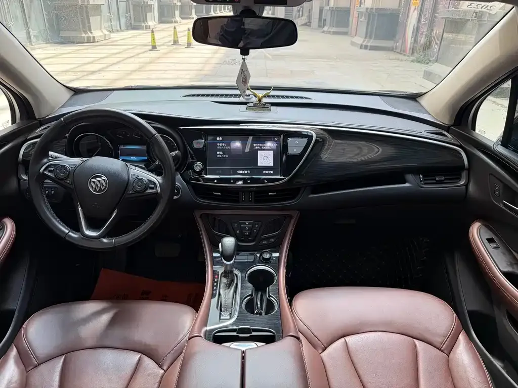 Buick Envision Plus — фото 4