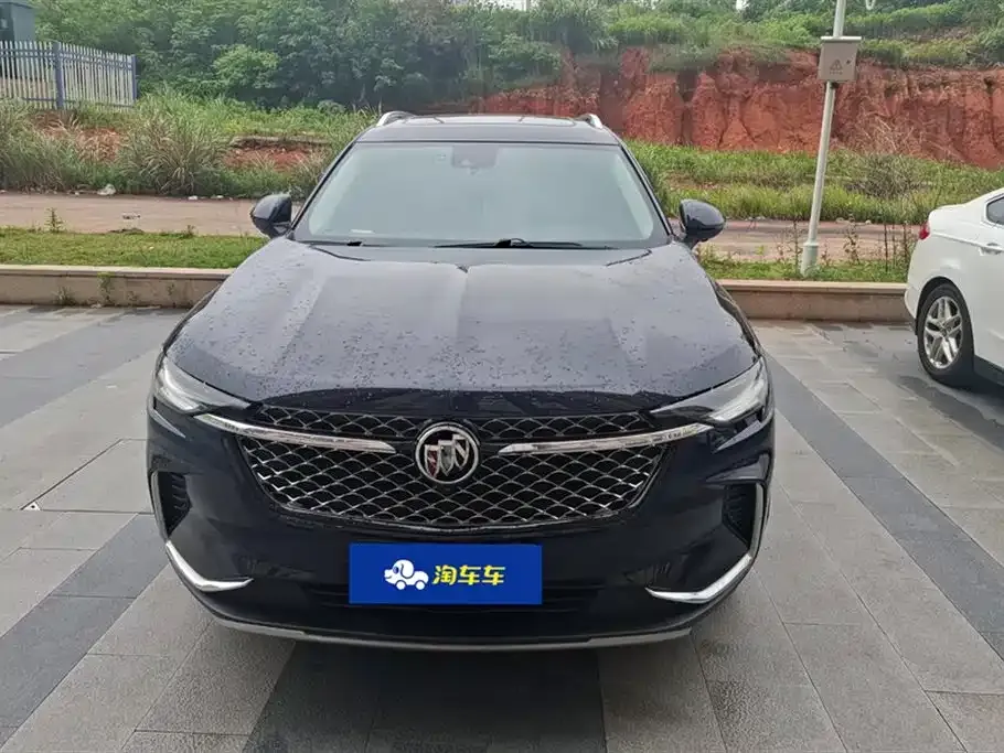 Buick Envision Plus — фото 8
