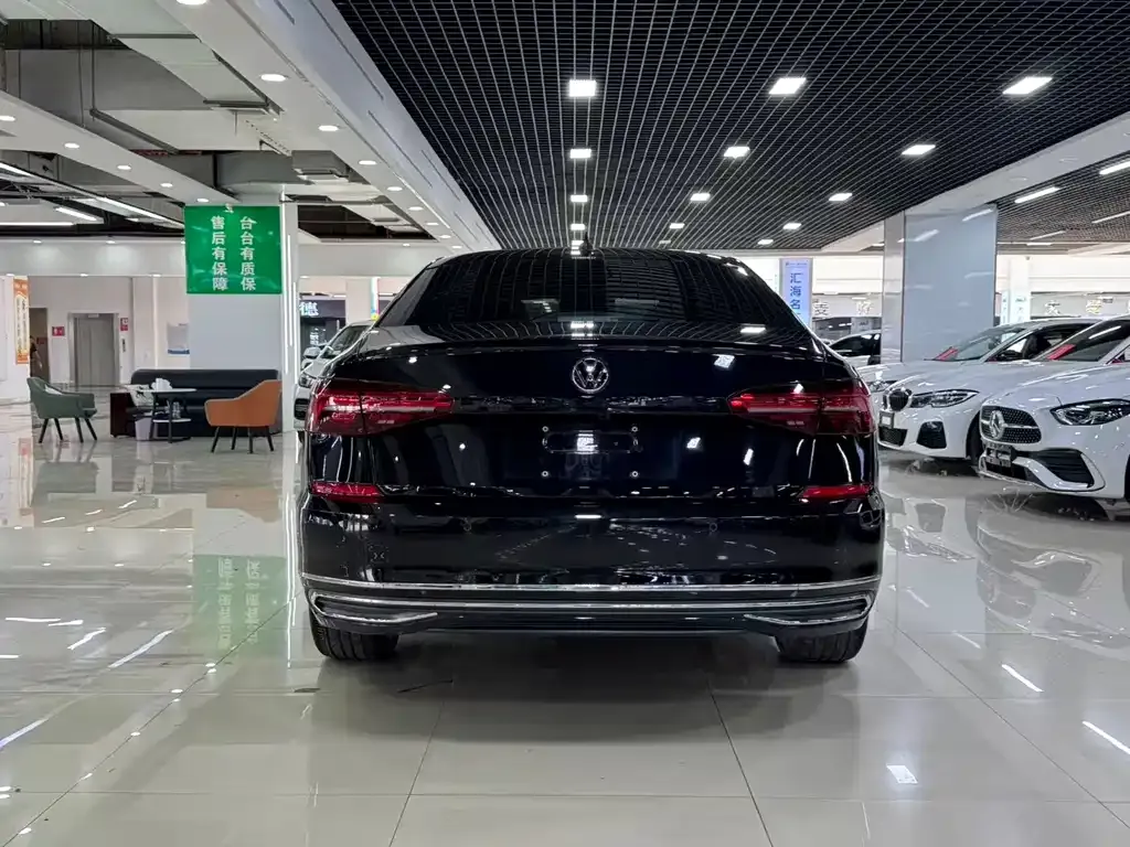 Volkswagen Passat — фото 3