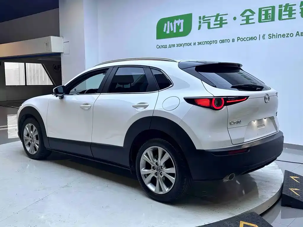 Mazda CX-30 — фото 10