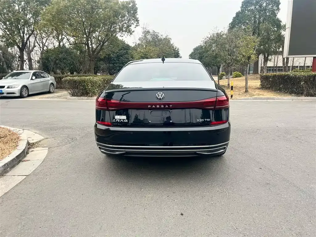 Volkswagen Passat 2022 из CN, фото 7