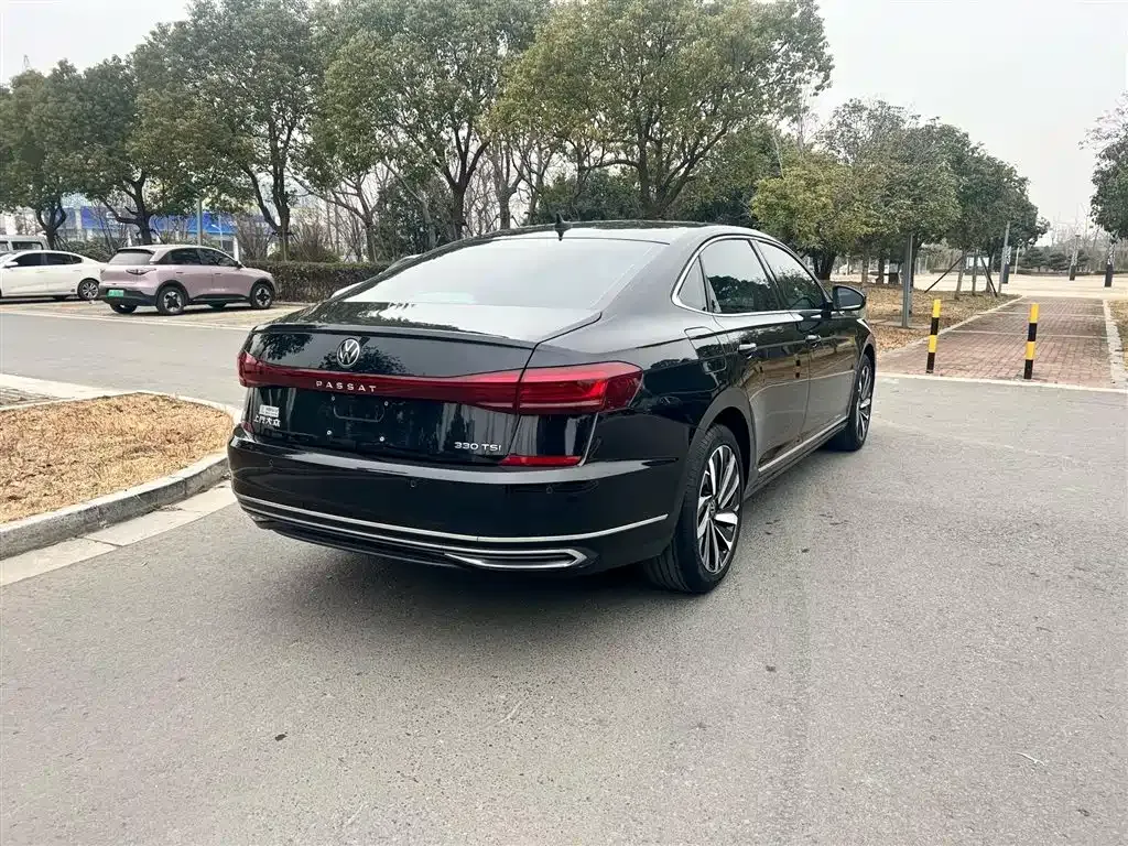 Volkswagen Passat 2022 из CN, фото 8