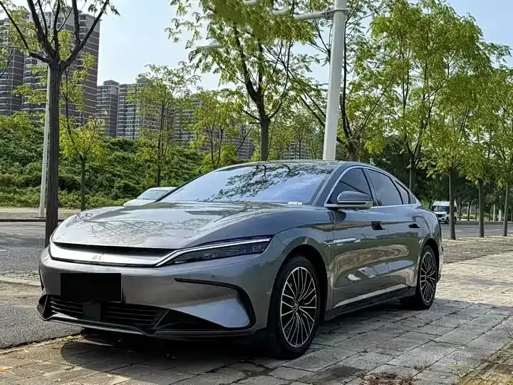 BYD Han — фото 1