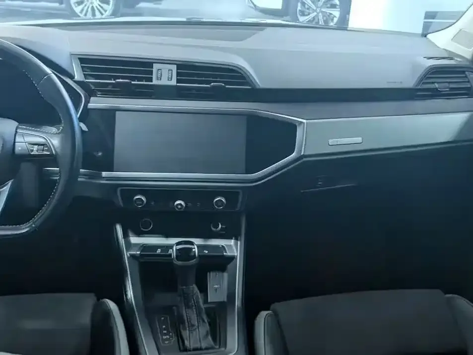 Audi Q3 2022 из CN, фото 3