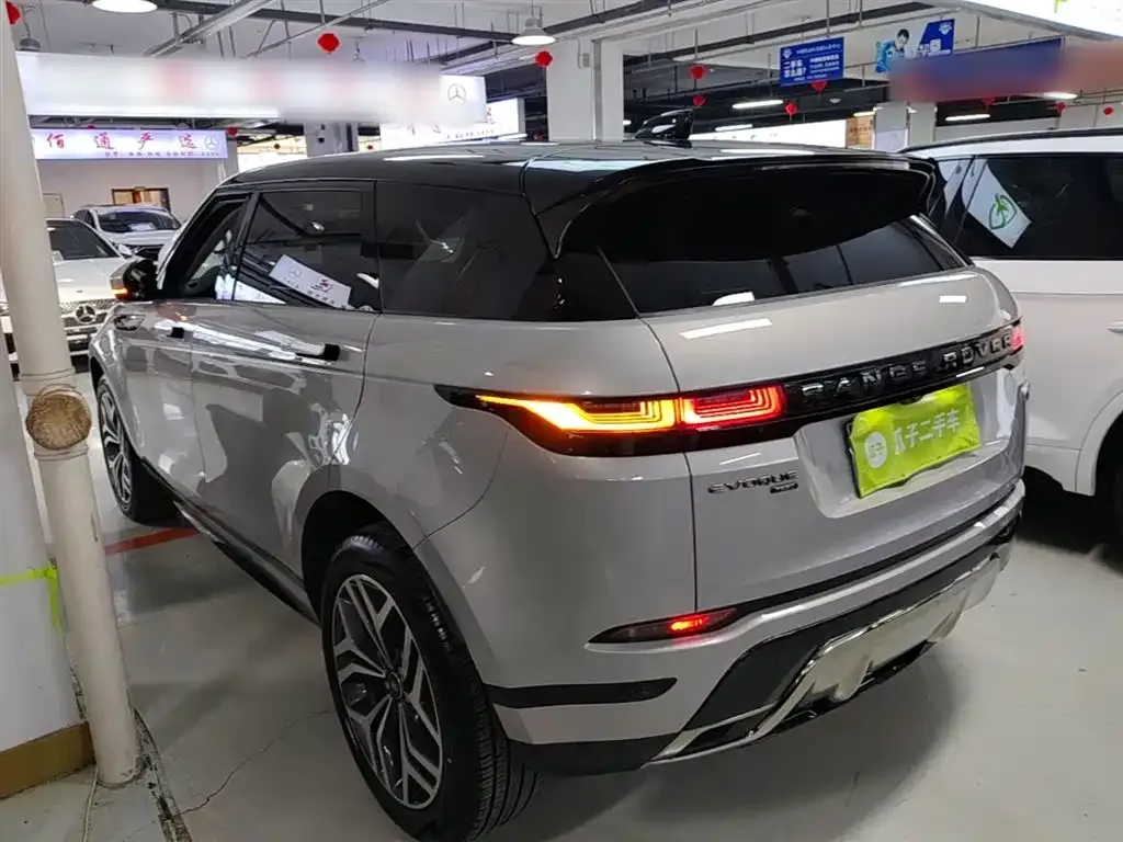 Land Rover Evoque — фото 10