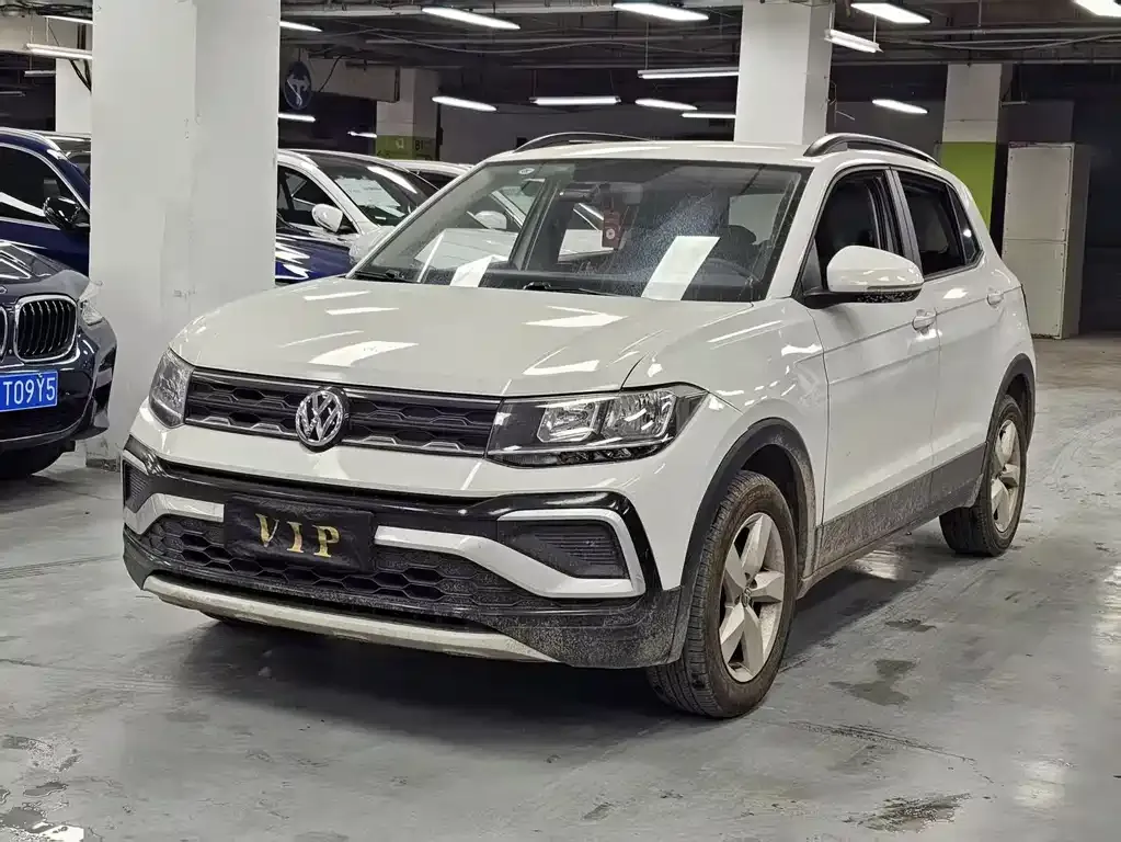 Volkswagen T-Cross — фото 1