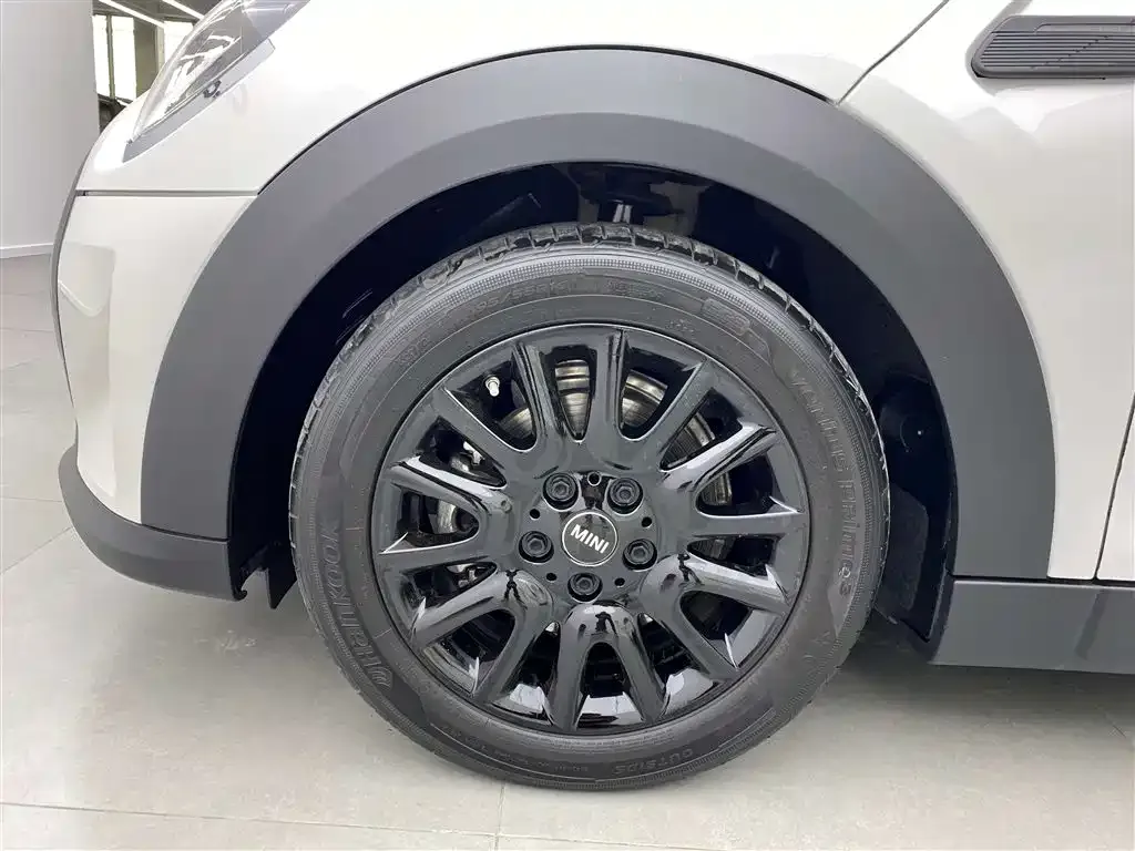 MINI Cooper (3-door) 2024 из CN, фото 5