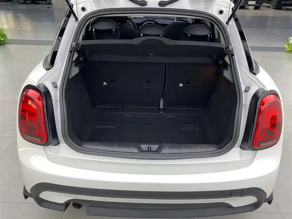 MINI Cooper (3-door) 2024 из CN, фото 7