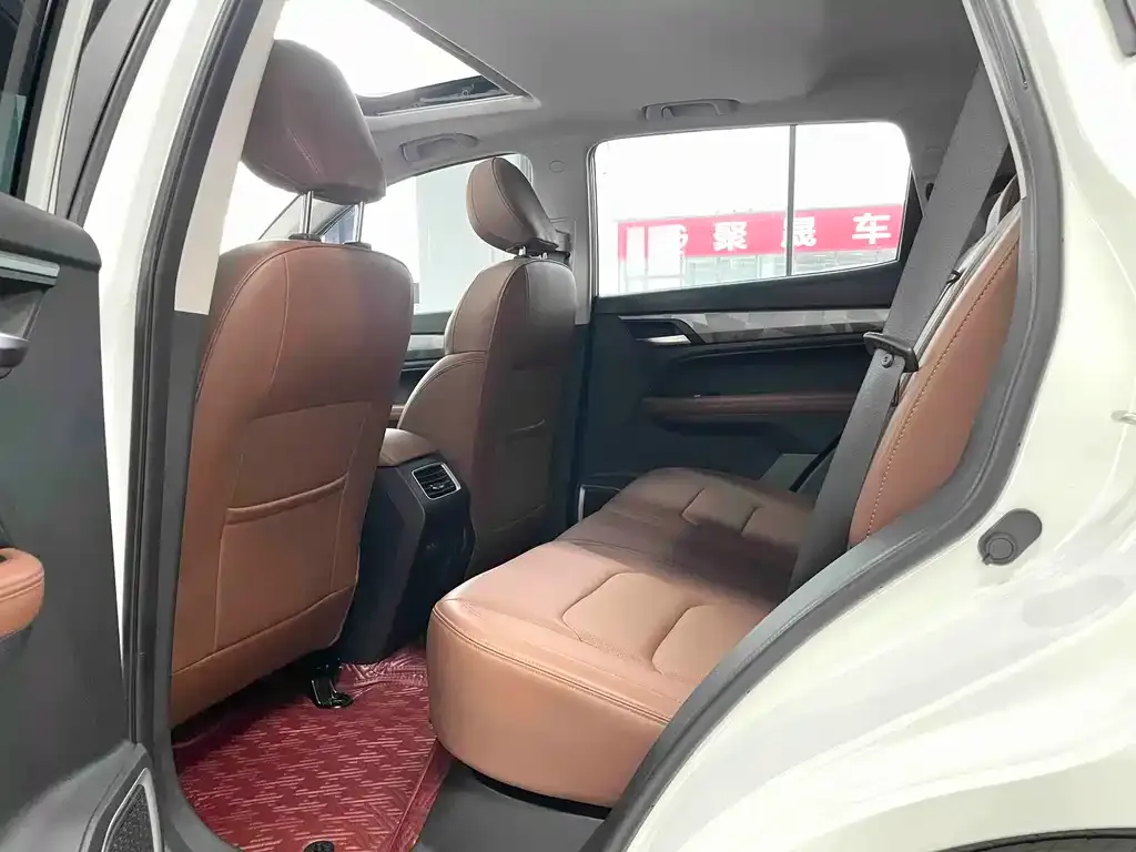 Geely Vision X6 — фото 9