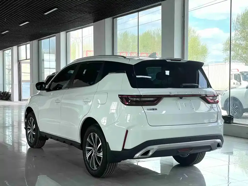 Geely Vision X6 — фото 6