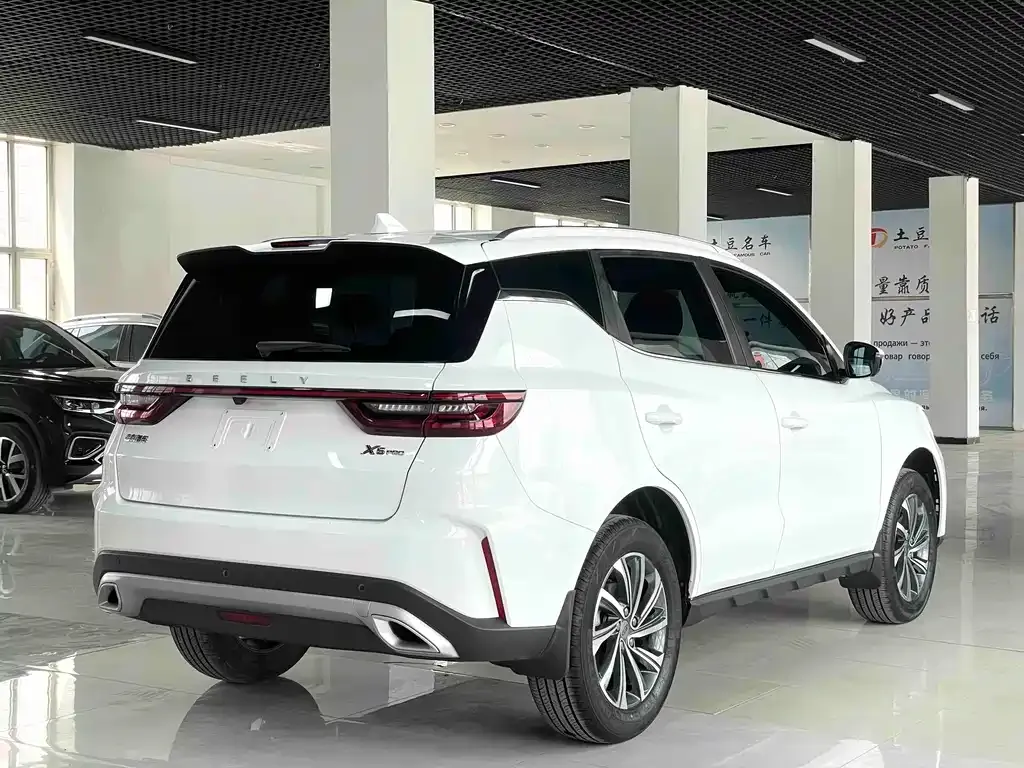 Geely Vision X6 — фото 5