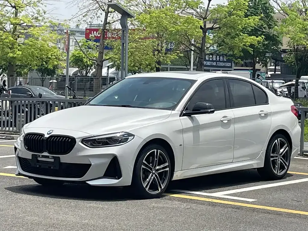 BMW 1 Series — фото 1