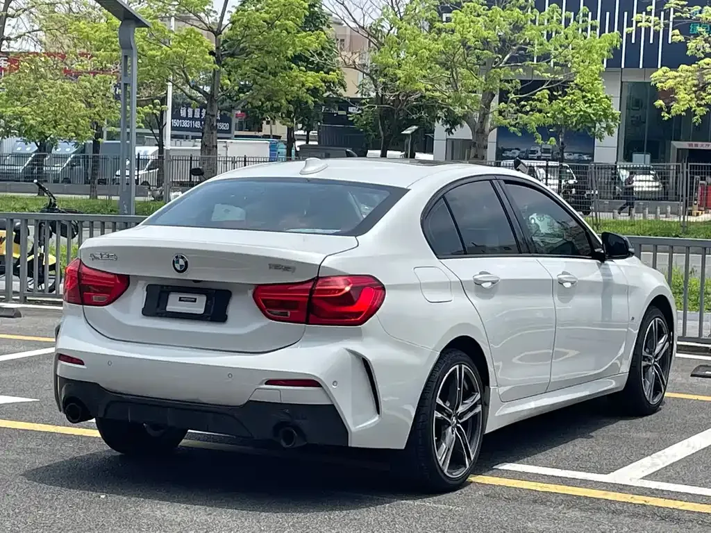 BMW 1 Series — фото 9