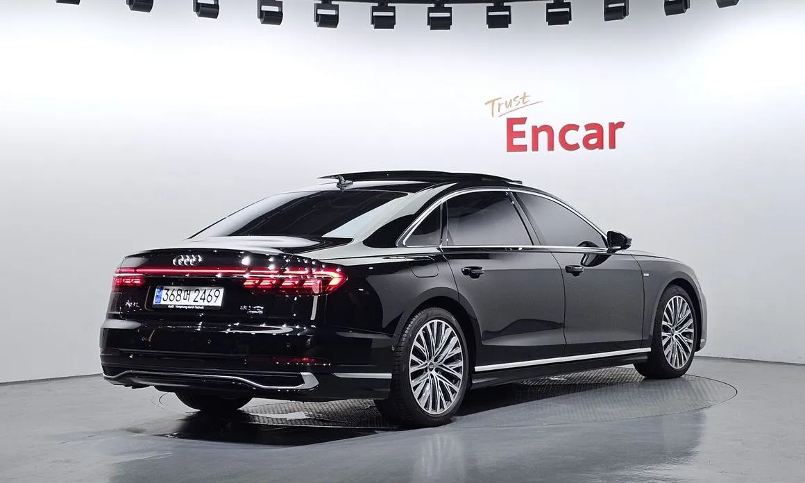 Audi A8 2023 из KR, фото 10