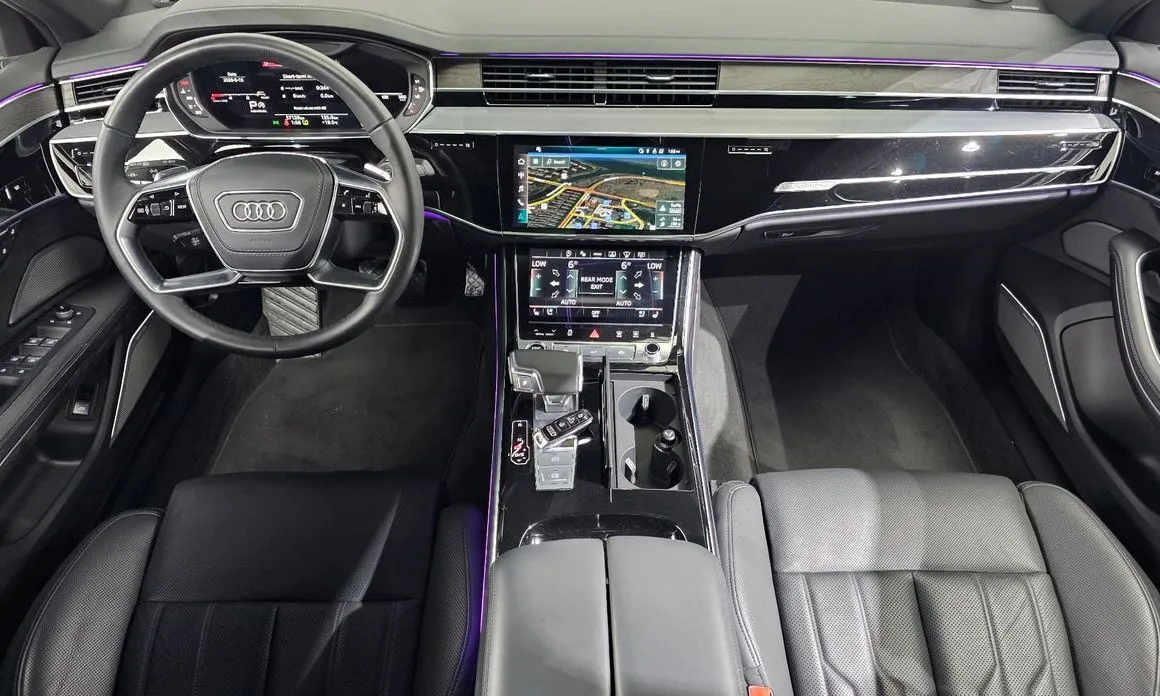 Audi A8 2023 из KR, фото 7