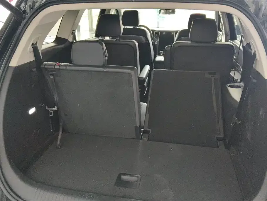 Hongqi HS7 PHEV 2024 из CN, фото 5
