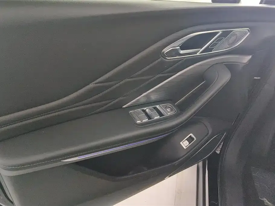 Hongqi HS7 PHEV 2024 из CN, фото 3