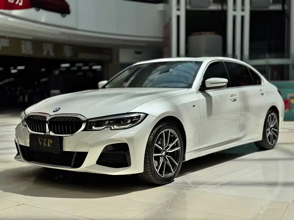 BMW 3 Series — фото 1