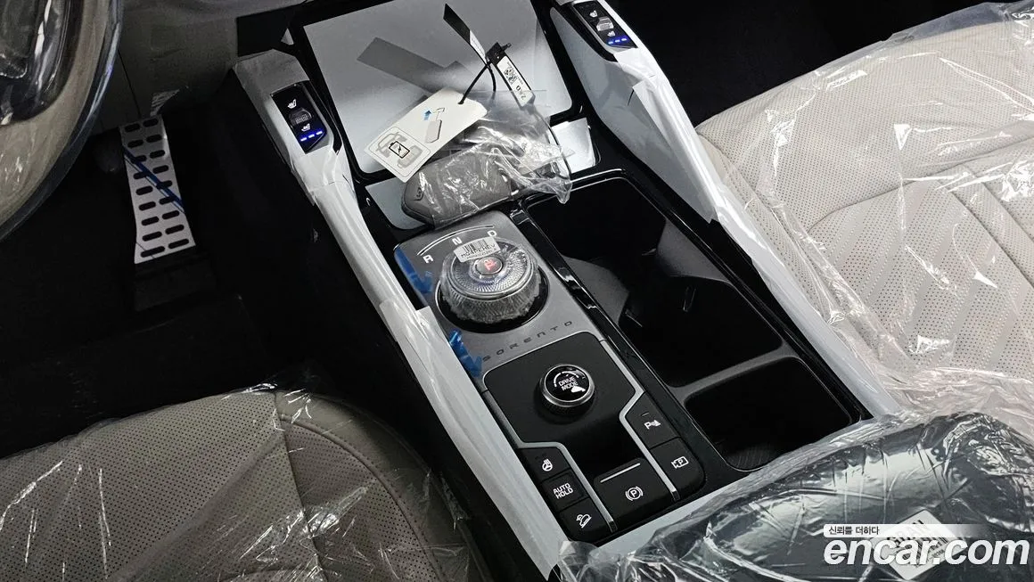 Kia Sorento — фото 8