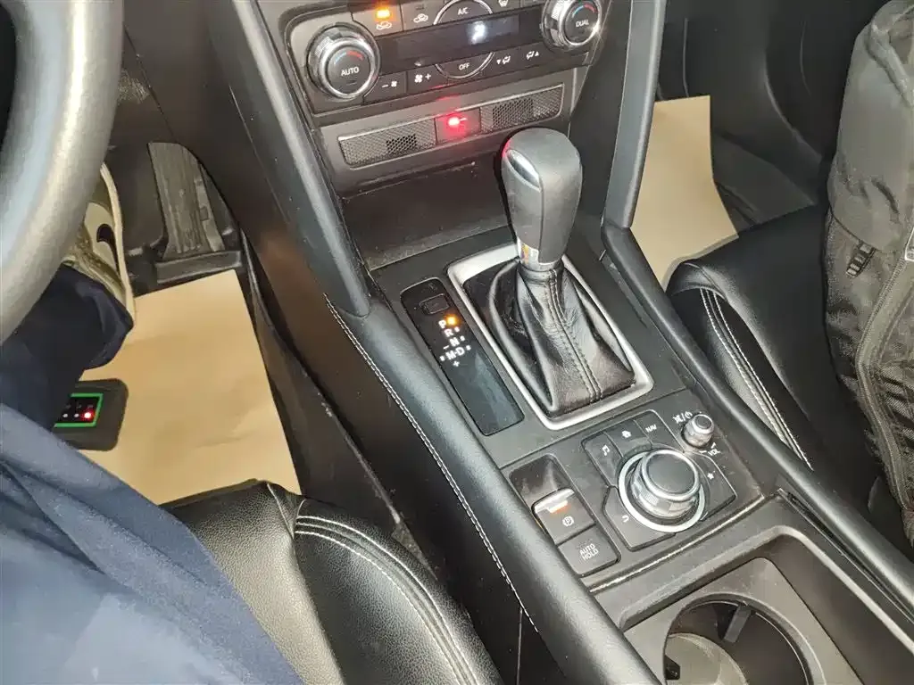 Mazda CX-4 2021 из CN, фото 3