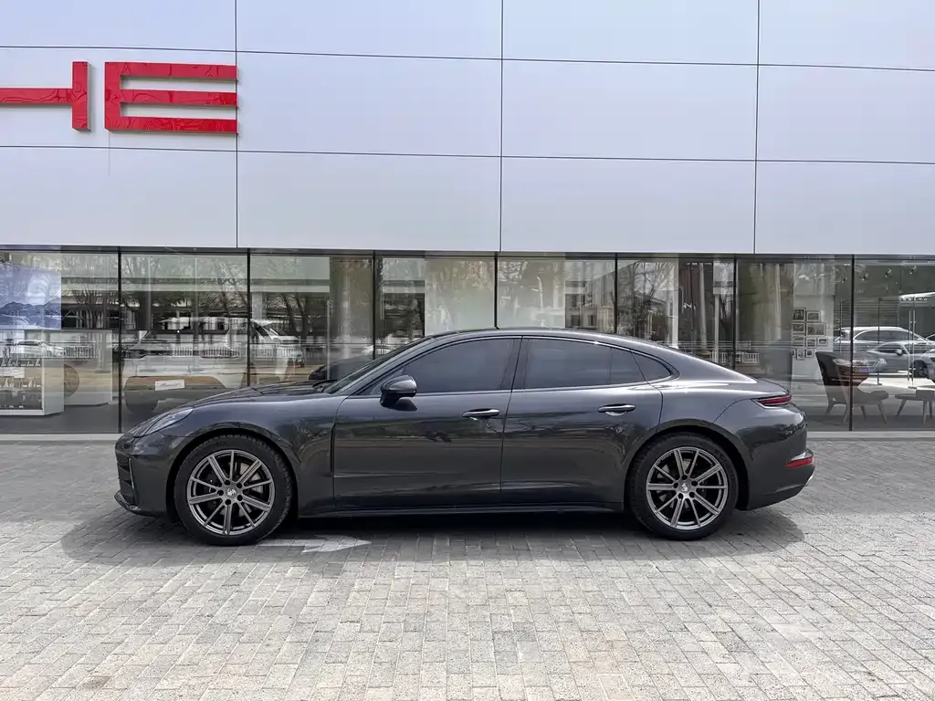 Porsche Panamera 2024 из CN, фото 2