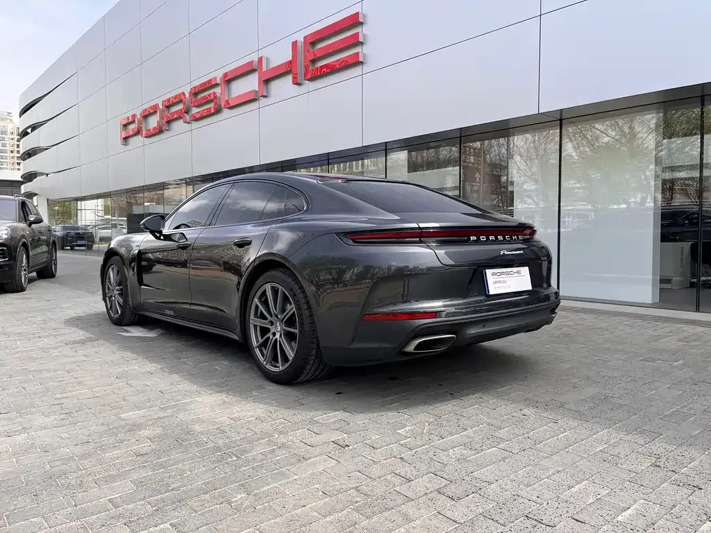 Porsche Panamera 2024 из CN, фото 4