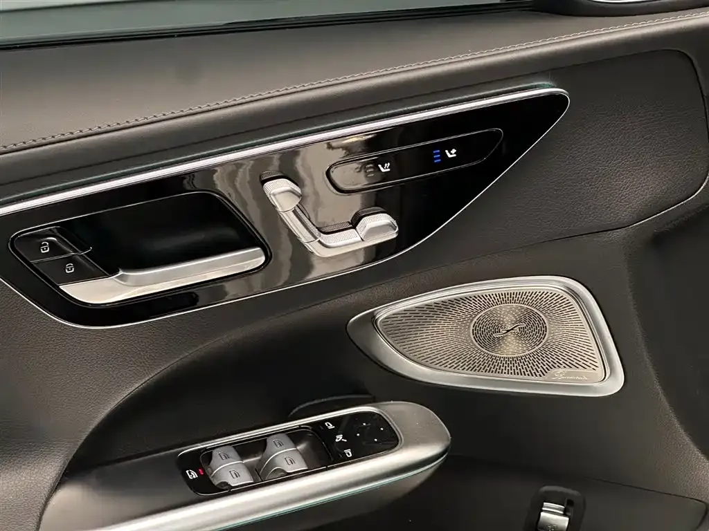 Mercedes-Benz C-Class 2024 из CN, фото 5
