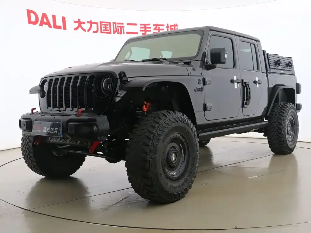 Jeep Gladiator — фото 1