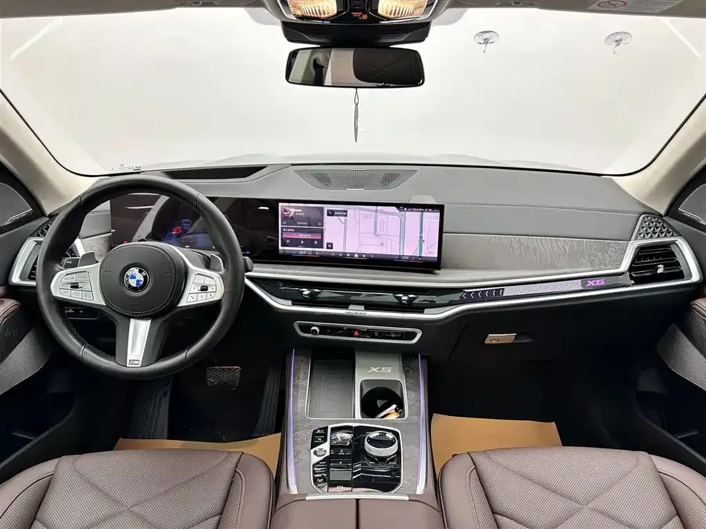 BMW X5 — фото 10