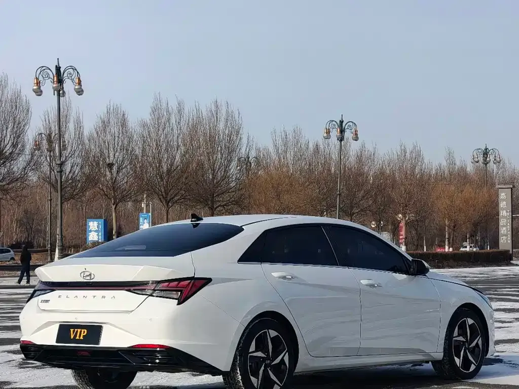 Hyundai Elantra 2022 из CN, фото 9