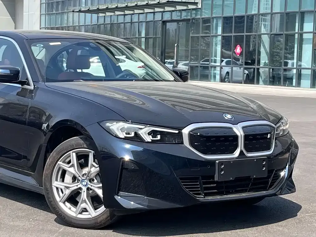 BMW i3 — фото 10