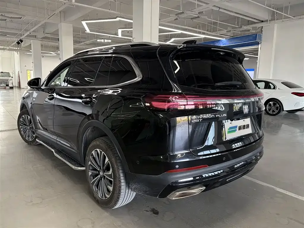Buick Envision Plus — фото 3