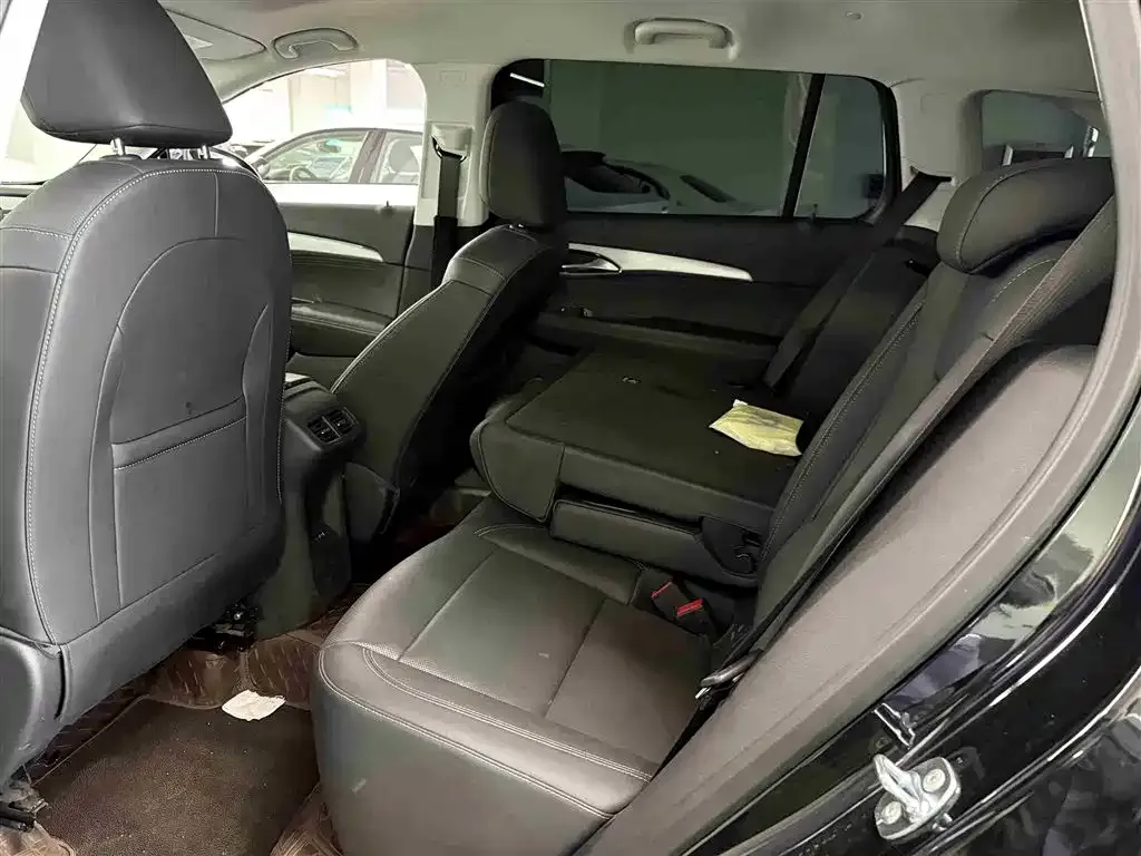 Buick Envision Plus — фото 6