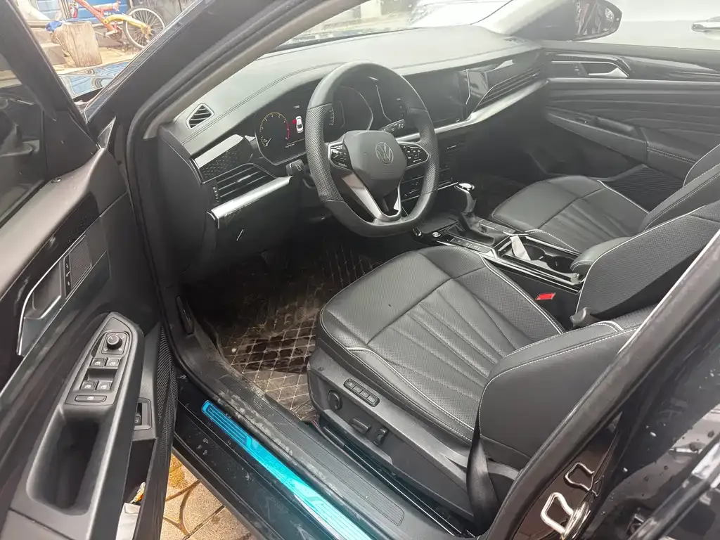 Volkswagen Passat — фото 10