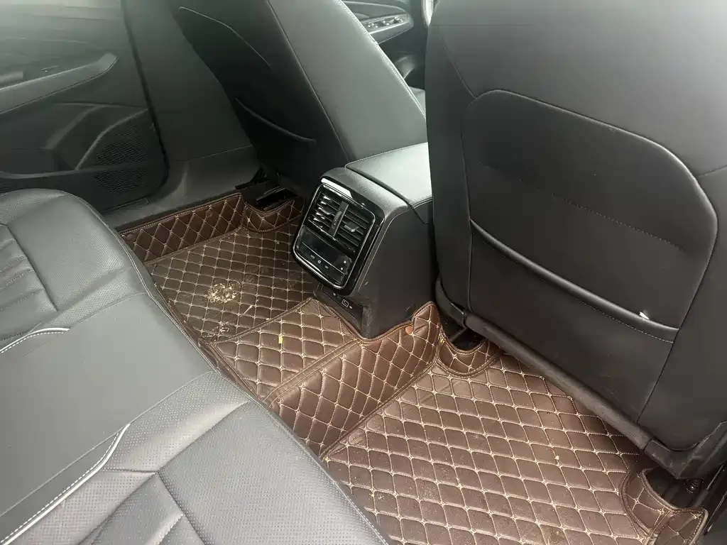 Volkswagen Passat — фото 6