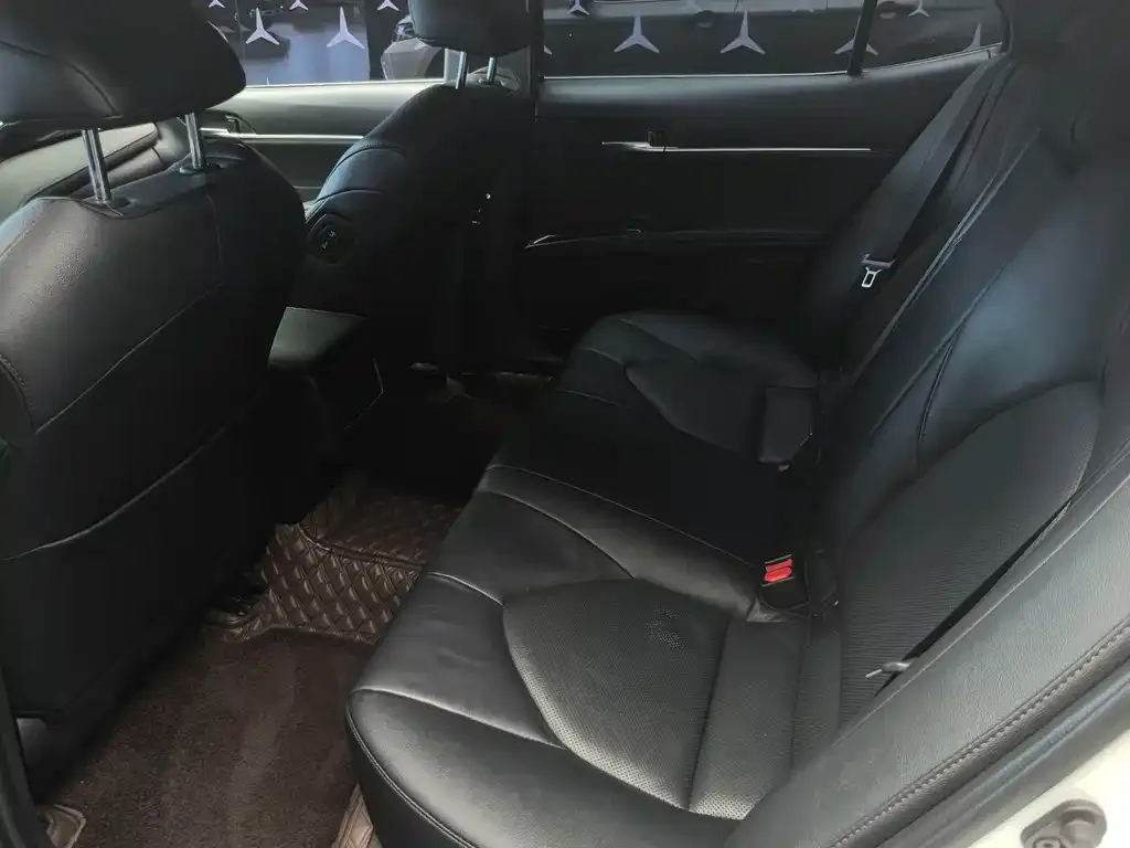 Toyota Camry 2021 из CN, фото 10