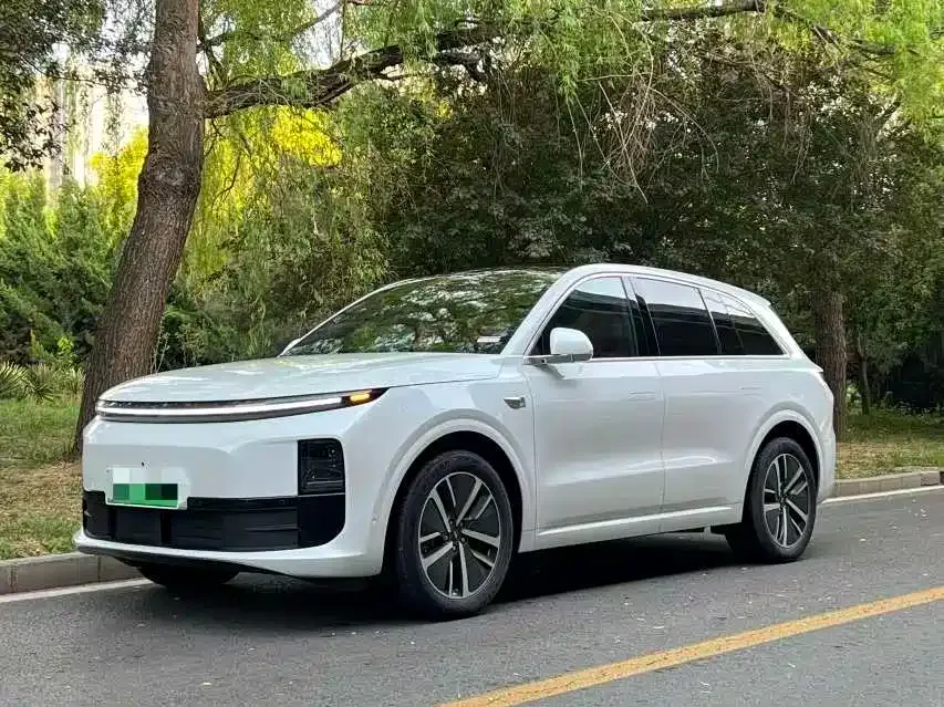 Li Auto L6
