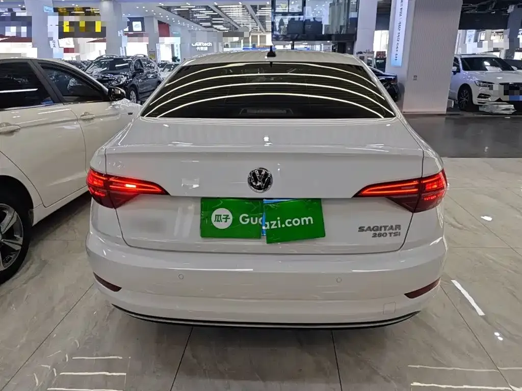 Volkswagen Sagitar 2022 из CN, фото 5