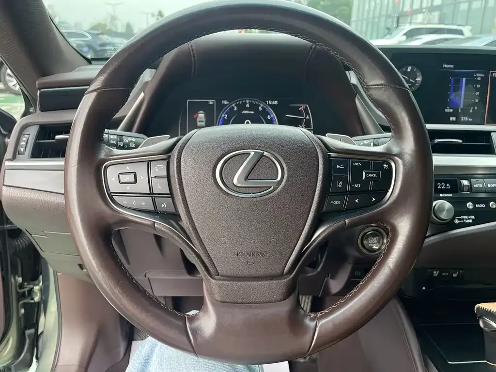Lexus ES 2021 из CN, фото 2