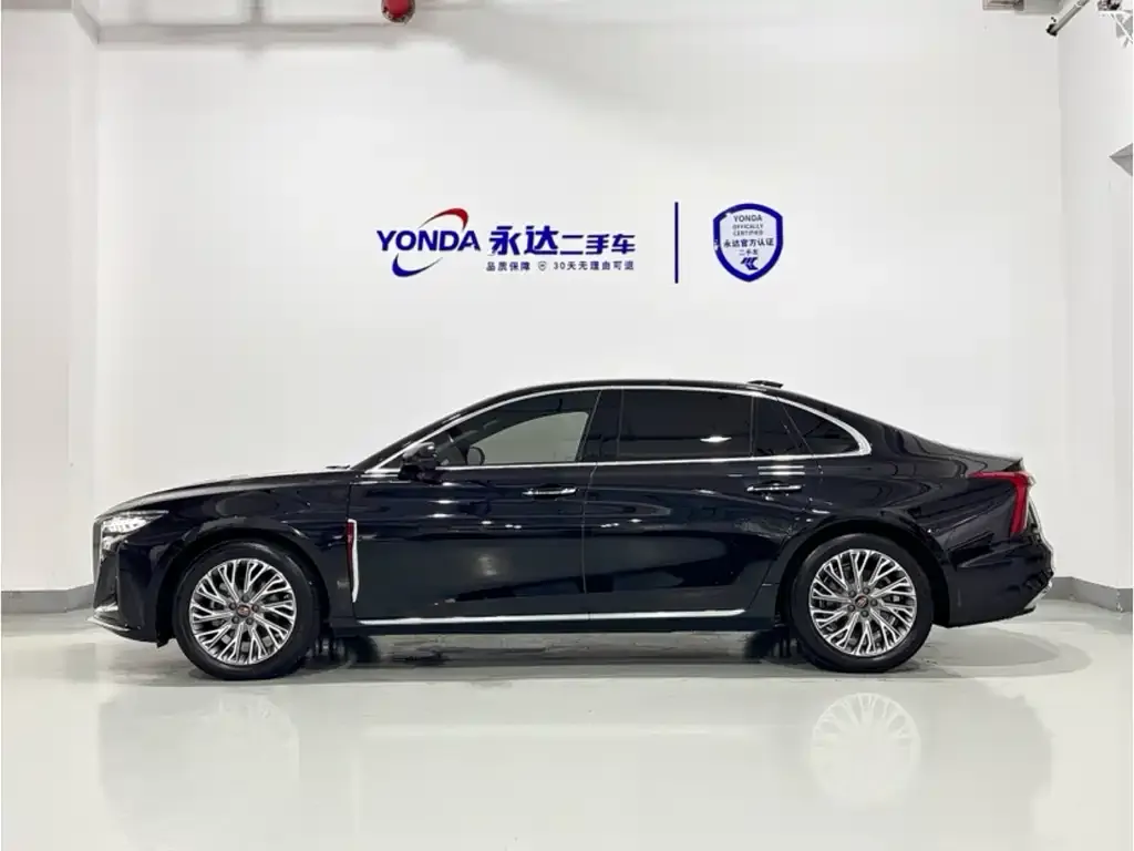 Hongqi H5 — фото 3