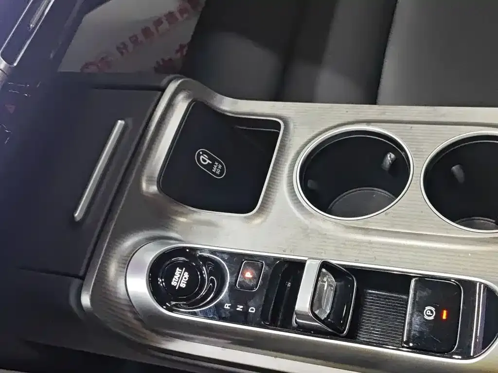 GAC Motor E8 Hybrid 2023 из CN, фото 8