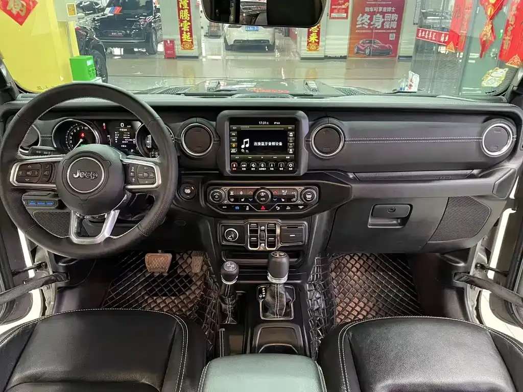 Jeep Wrangler PHEV 2023 из CN, фото 9