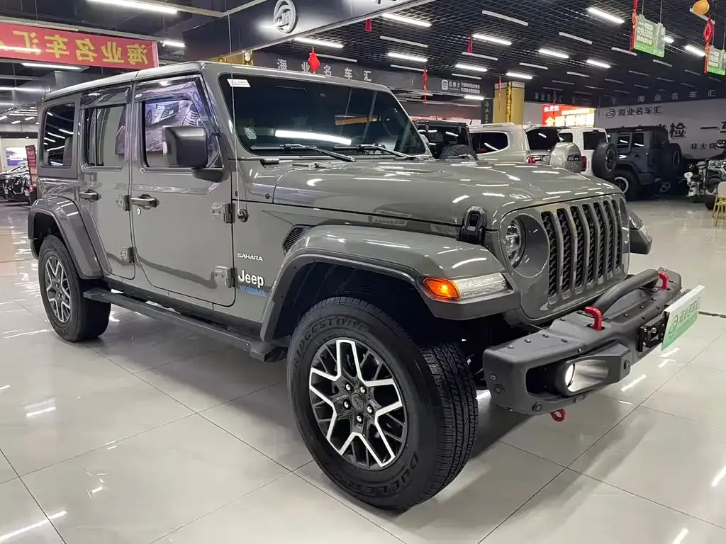Jeep Wrangler PHEV 2023 из CN, фото 4