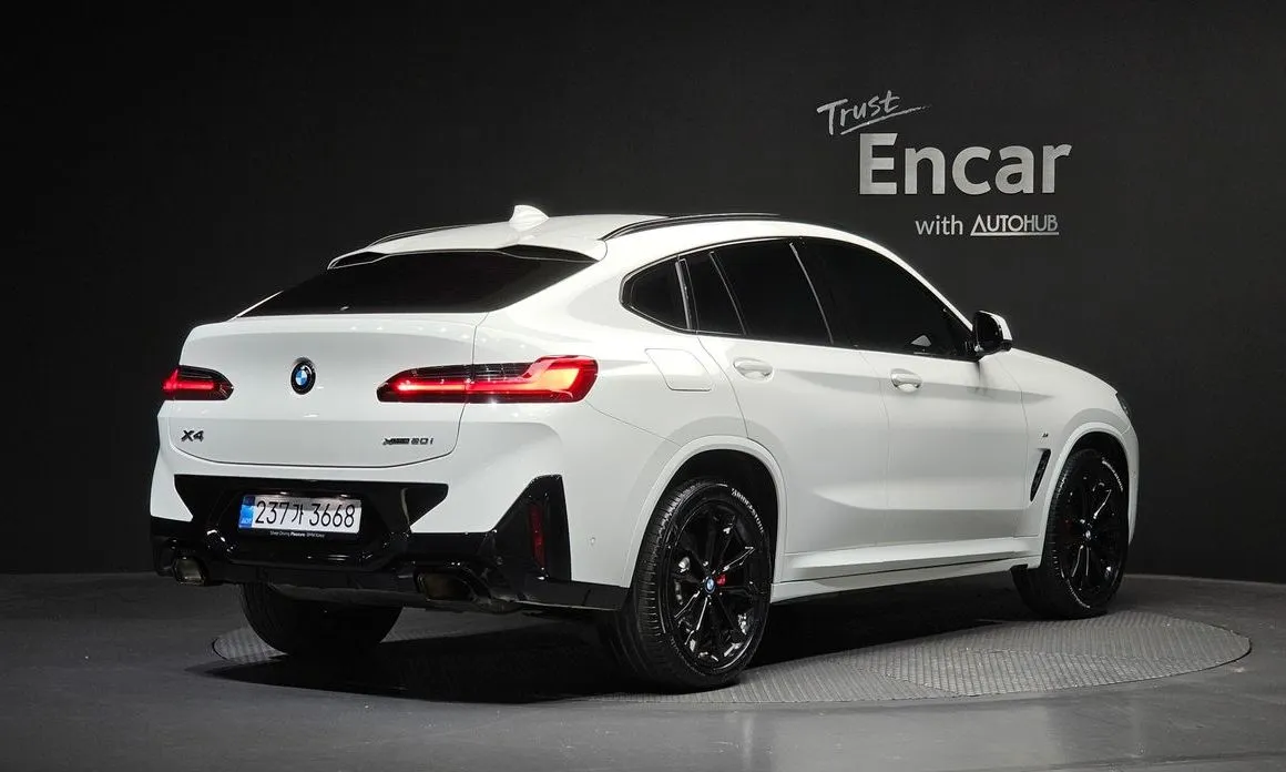 BMW X4 — фото 4